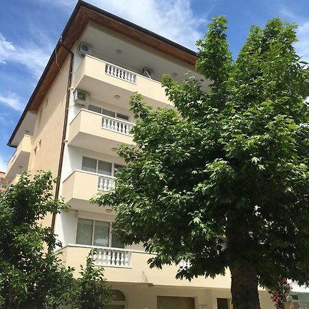 Borko Guest House Primorsko Dış mekan fotoğraf