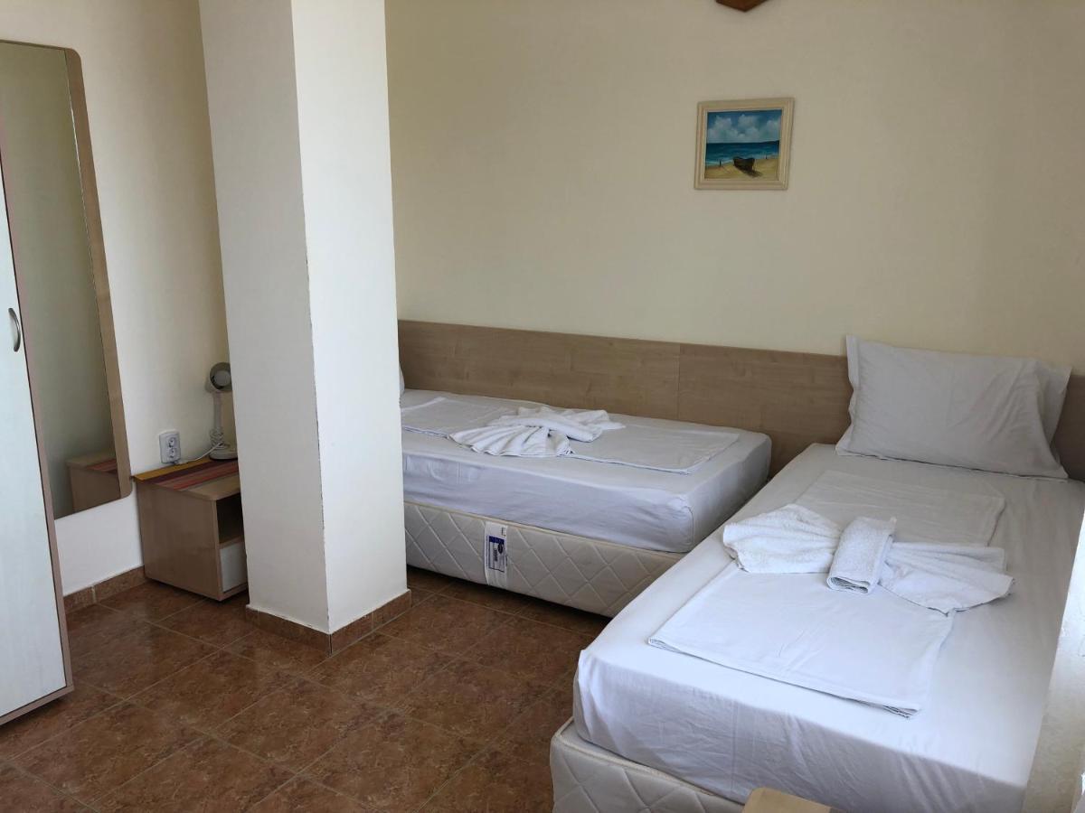 Borko Guest House Primorsko Dış mekan fotoğraf