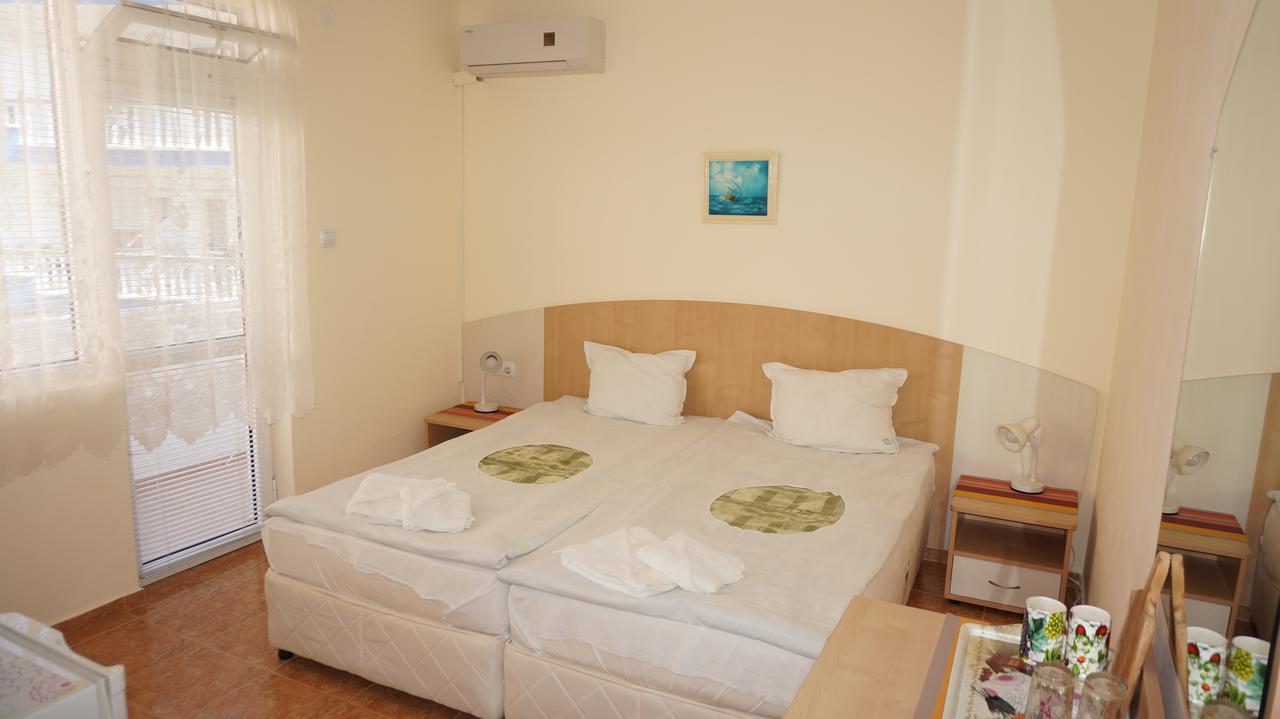 Borko Guest House Primorsko Dış mekan fotoğraf